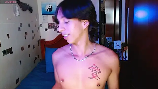 DannyPhantom555 online show from February 15, 2026, 7:43 pm