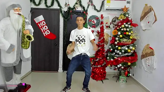 Snapshot of Playhardsex_ chatting on December 16, 2025, 10:59 pm Playhardsex online show from December 16, 2025, 10:59 pm