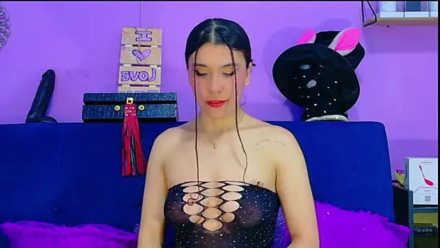 CristalRose online show from February 24, 2026, 4:49 pm