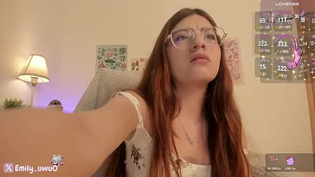 Snapshot of emily_uwu0 chatting on July 18, 2026, 11:52 pm emily uwu0 online show from July 18, 2026, 11:52 pm