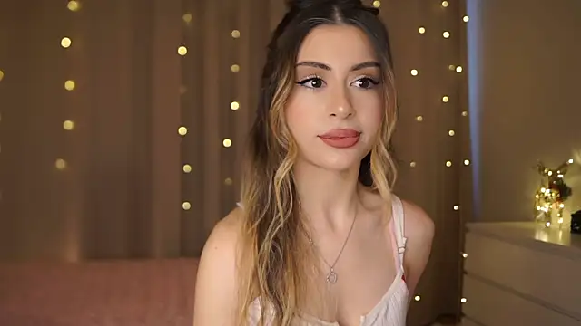 GeorginaHarn online show from January 14, 2026, 8:09 am