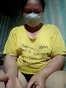 Love-Mama33 online show from February 27, 2026, 1:44 pm