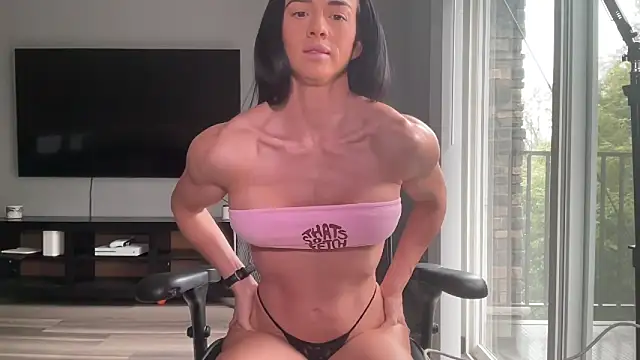 roxyheartley online show from September 17, 2025, 9:05 pm