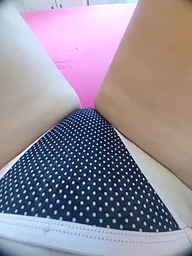 eduardaduda online show from February 9, 2026, 2:43 pm