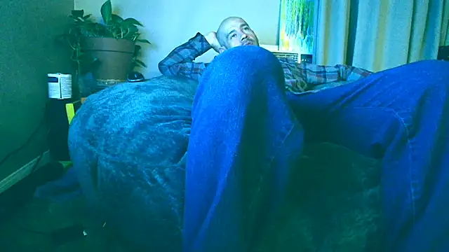 LeeCox online show from February 12, 2025, 4:54 am