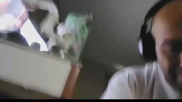 LeeCox online show from March 26, 2026, 3:06 pm