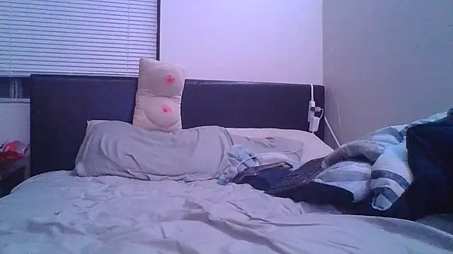 Snapshot of Eclipticice94 chatting on September 27, 2025, 6:40 am Eclipticice94 online show from September 27, 2025, 6:40 am