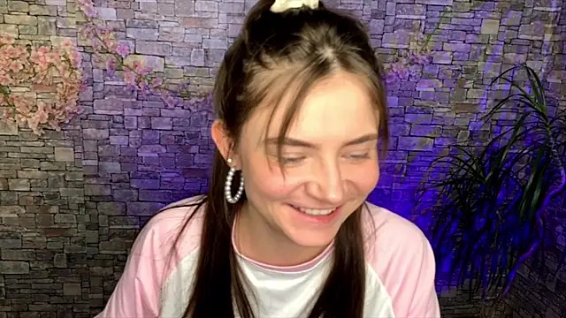 Snapshot of may_rollins chatting on June 24, 2026, 4:17 pm may rollins online show from June 24, 2026, 4:17 pm