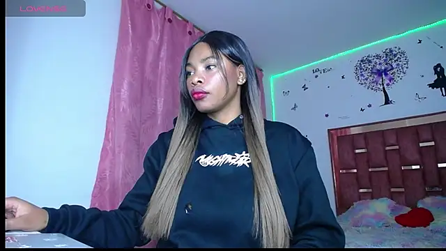 xayurin online show from October 21, 2025, 4:57 am