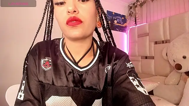 Snapshot of Cleo-smith chatting on September 19, 2025, 8:27 am Cleo-smith online show from September 19, 2025, 8:27 am
