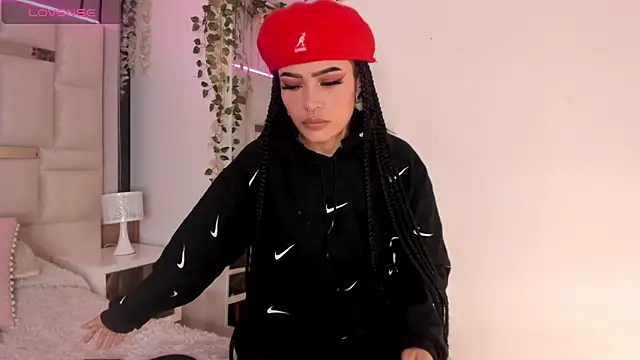 Snapshot of Cleo-smith chatting on October 9, 2025, 3:04 am Cleo-smith online show from October 9, 2025, 3:04 am