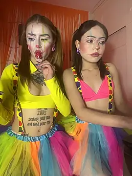 PrettyAmber online show from October 29, 2025, 5:25 pm