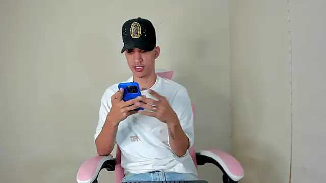 Richard27  online show from September 30, 2025, 5:12 am