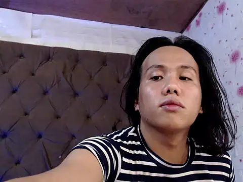 Snapshot of Cockyliciousx chatting on November 21, 2025, 1:43 pm Cockyliciousx online show from November 21, 2025, 1:43 pm