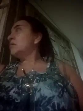 tany90 online show from February 5, 2026, 3:44 am