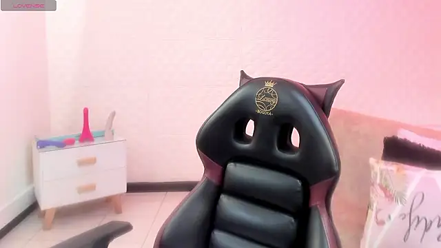 Eva mermaid online show from March 3, 2026, 2:12 pm