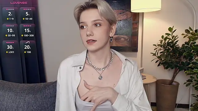 Snapshot of OdelynaAsp chatting on November 30, 2025, 12:20 pm OdelynaAsp online show from November 30, 2025, 12:20 pm