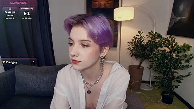 Snapshot of OdelynaAsp chatting on December 15, 2025, 12:31 pm OdelynaAsp online show from December 15, 2025, 12:31 pm