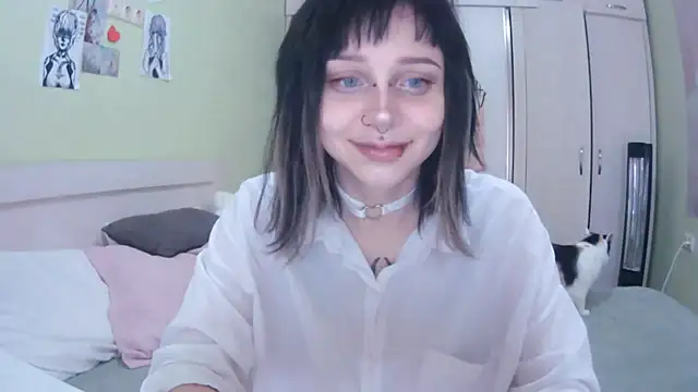 SineKiraReal online show from September 26, 2025, 10:30 am
