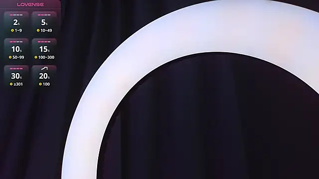 salma falcon online show from November 10, 2025, 7:35 pm