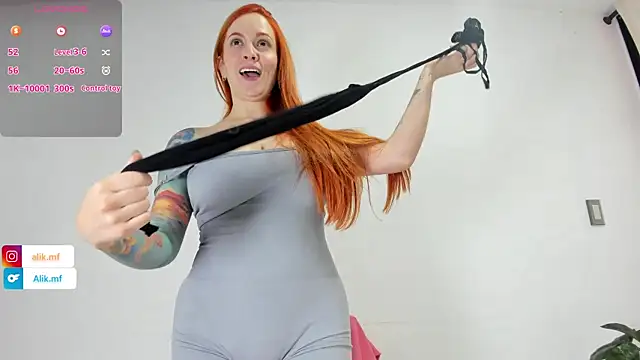 Snapshot of aliciakozlov chatting on October 15, 2025, 5:02 pm aliciakozlov online show from October 15, 2025, 5:02 pm