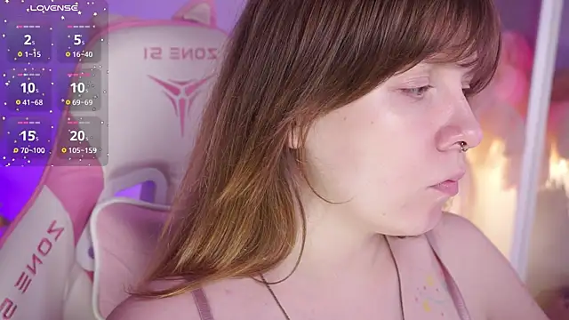 Snapshot of Sense_Of_Rosemary chatting on October 11, 2025, 6:01 am Sense Of Rosemary online show from October 11, 2025, 6:01 am