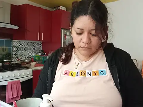 Snapshot of Kitty_WetXxX chatting on June 26, 2026, 7:29 pm Kitty WetXxX online show from June 26, 2026, 7:29 pm