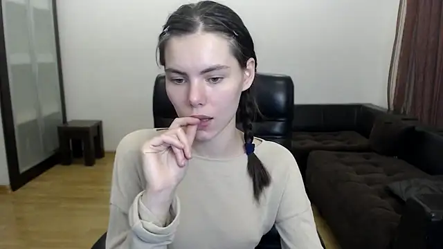 AmelieReve online show from October 18, 2025, 4:52 pm