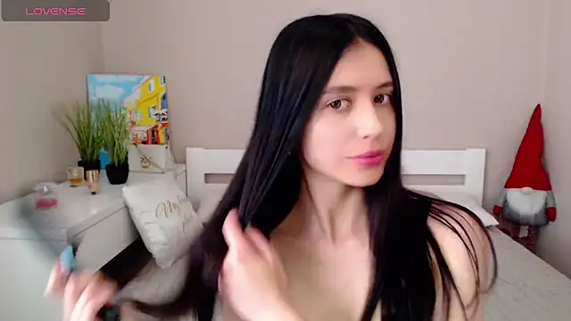 Snapshot of SelinLi chatting on June 7, 2026, 9:35 am SelinLi online show from June 7, 2026, 9:35 am
