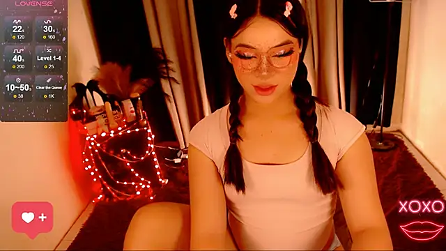 IamRaeganDolls69 online show from October 12, 2025, 6:40 pm