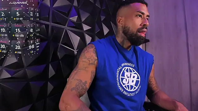 OstinDaniels online show from October 10, 2025, 9:58 pm