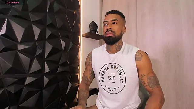 OstinDaniels online show from November 25, 2025, 8:53 pm