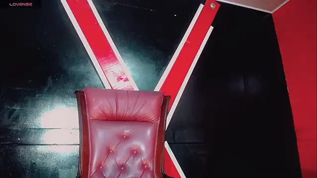 Britany montiel online show from October 13, 2025, 7:14 pm