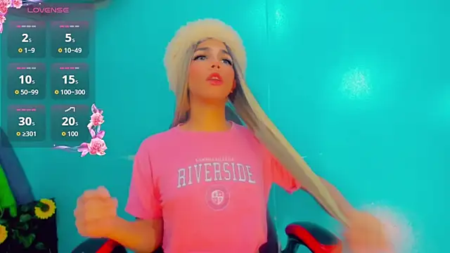 Britany montiel online show from November 8, 2025, 7:12 pm