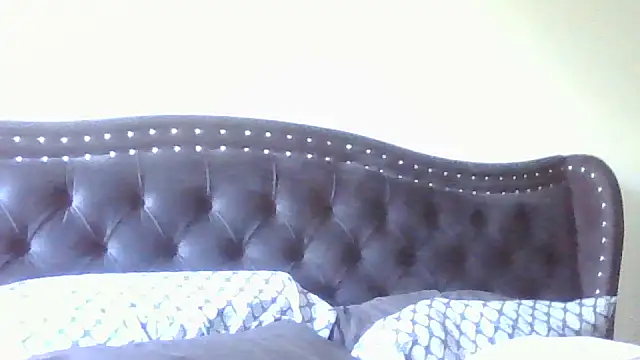 rockjohnson31 online show from October 14, 2025, 6:20 pm