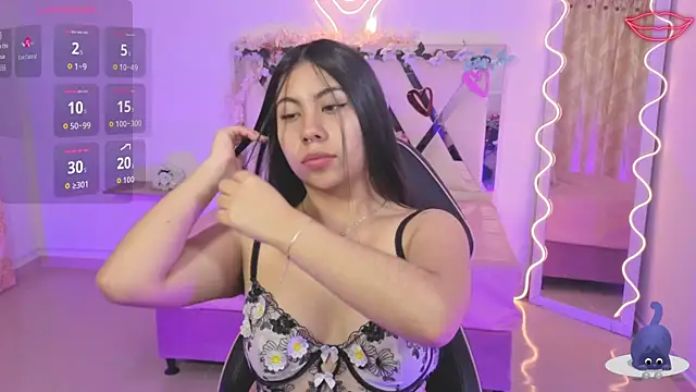 ZURY TAY online show from October 6, 2025, 11:51 am