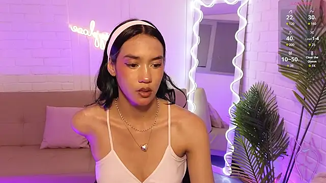 artemiss tay online show from November 26, 2025, 7:04 pm