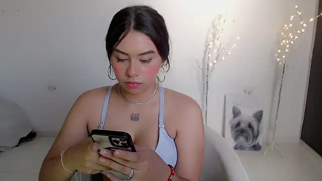 Darlyn big online show from October 4, 2025, 8:18 pm