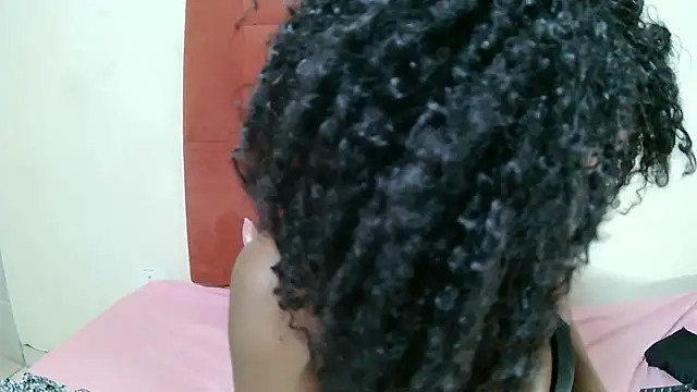 DesiredQueen25 online show from October 1, 2025, 9:54 pm