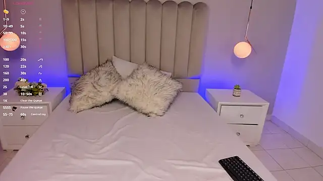 Snapshot of Dani_rosse_ chatting on September 30, 2025, 12:43 pm Dani rosse online show from September 30, 2025, 12:43 pm