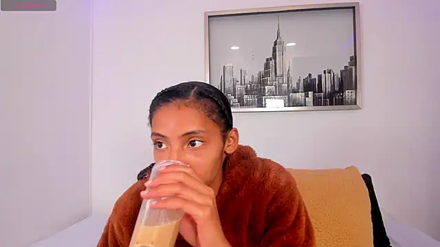 sarah ashbourne online show from November 17, 2025, 1:50 pm