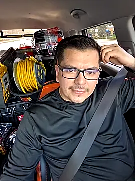 Snapshot of lucho8690 chatting on March 3, 2026, 10:26 pm lucho8690 online show from March 3, 2026, 10:26 pm