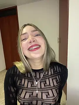 Chantel sam online show from November 3, 2025, 4:58 am