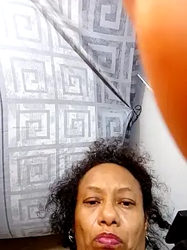 Queen Naomi online show from September 27, 2025, 9:47 am