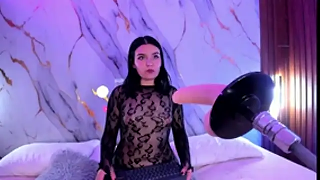 alicecute77 online show from March 3, 2026, 2:28 am