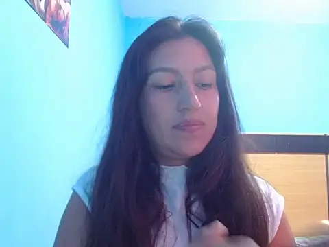 SarahFriendly online show from April 4, 2026, 5:32 pm