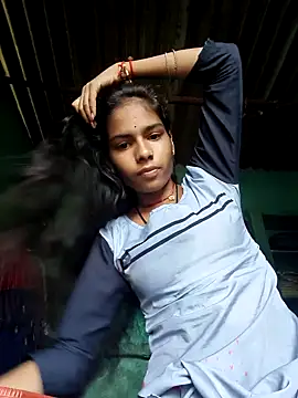 Snapshot of Gulika_Doshi chatting on September 30, 2025, 9:47 am Gulika Doshi online show from September 30, 2025, 9:47 am