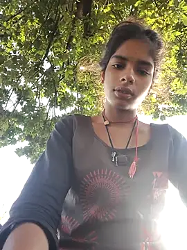 Snapshot of Gulika_Doshi chatting on October 10, 2025, 1:37 am Gulika Doshi online show from October 10, 2025, 1:37 am