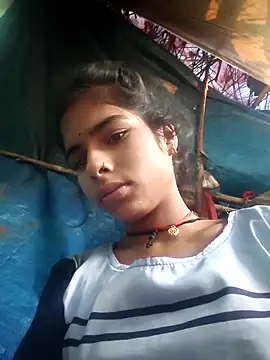 Snapshot of Gulika_Doshi chatting on October 13, 2025, 1:16 am Gulika Doshi online show from October 13, 2025, 1:16 am