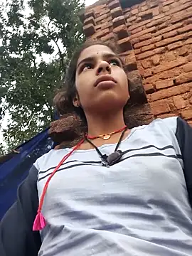 Snapshot of Gulika_Doshi chatting on October 26, 2025, 1:11 am Gulika Doshi online show from October 26, 2025, 1:11 am